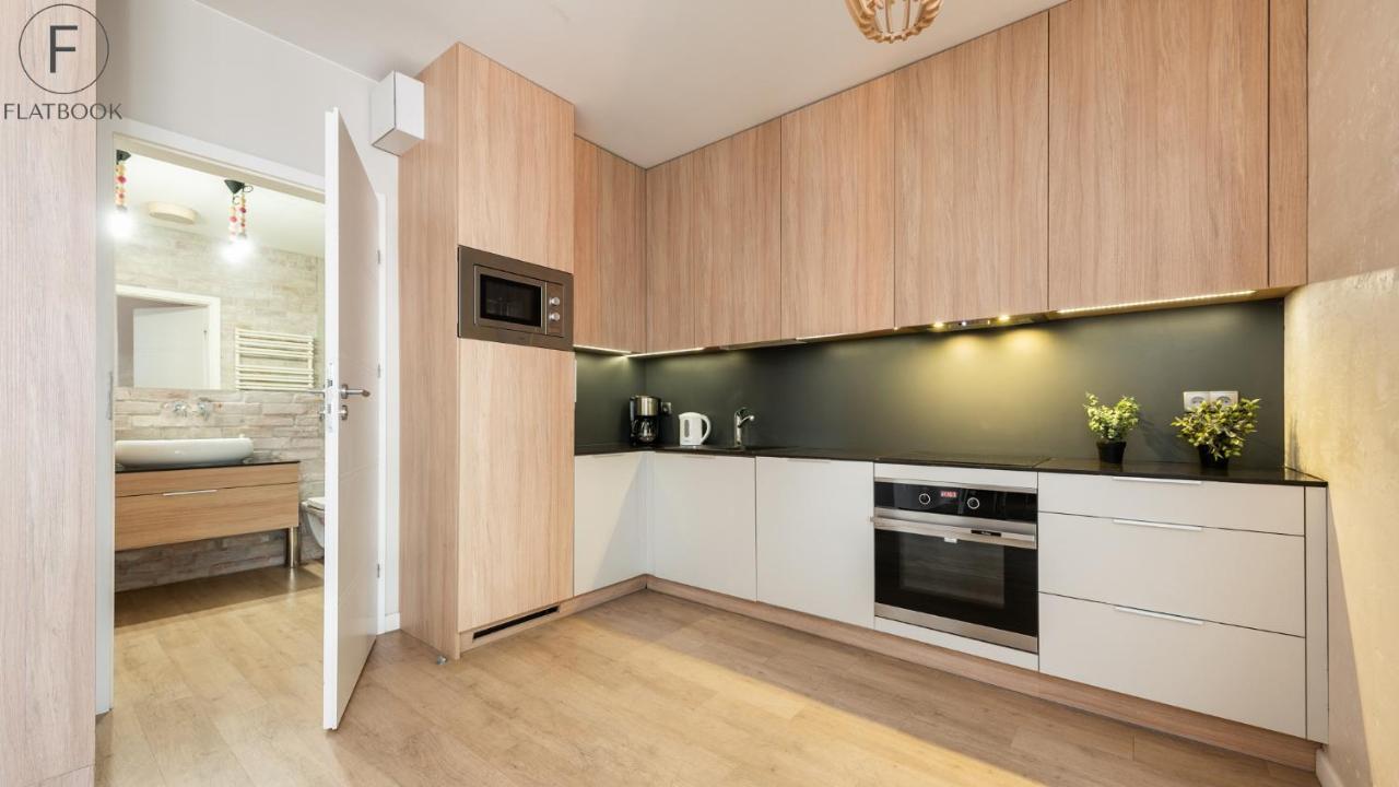 Flatbook - City Center Spa Apartments Torunska 格但斯克 外观 照片