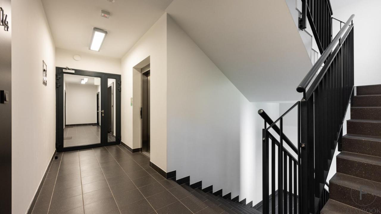 Flatbook - City Center Spa Apartments Torunska 格但斯克 外观 照片