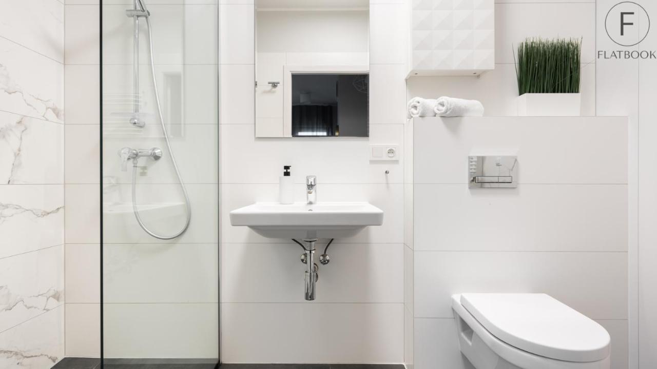 Flatbook - City Center Spa Apartments Torunska 格但斯克 外观 照片