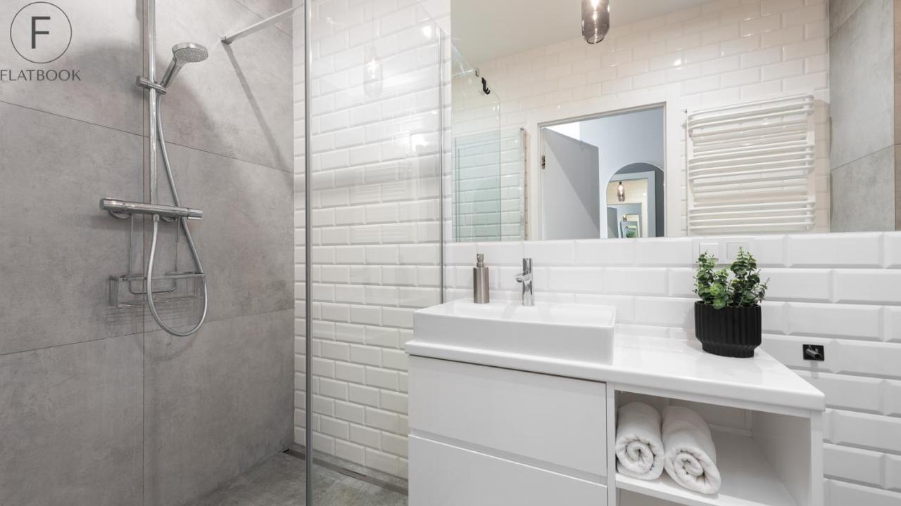 Flatbook - City Center Spa Apartments Torunska 格但斯克 外观 照片